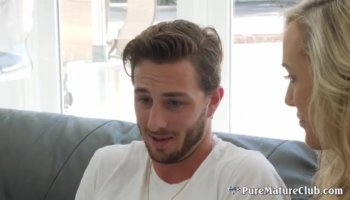 Ash Hollywood HD Porn Videos