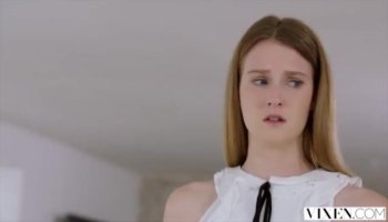 Super vixen spreads legs in hose to expose twat